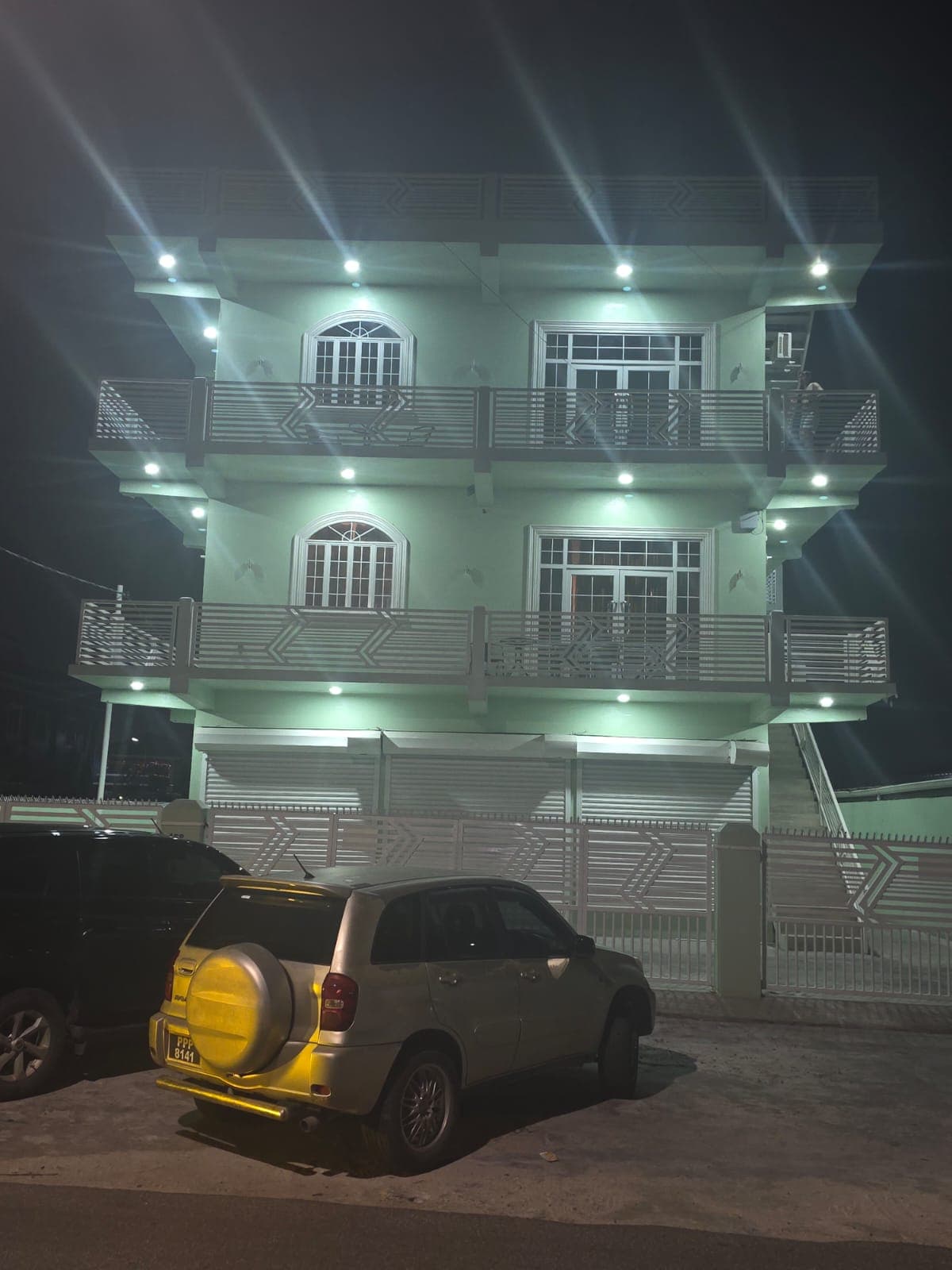 Commercial Bond space to rent