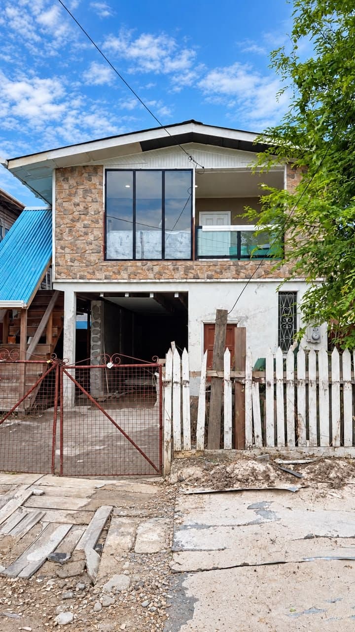 Commercial Building For Rent