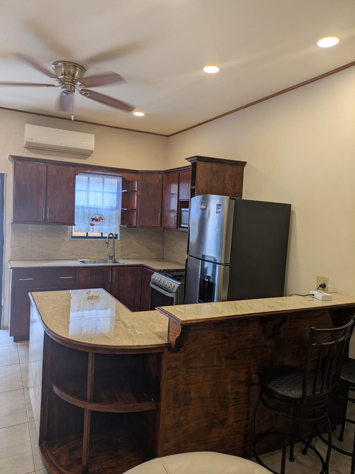 Modern 2-Bedroom Apartment with AC and Security in Richmondville