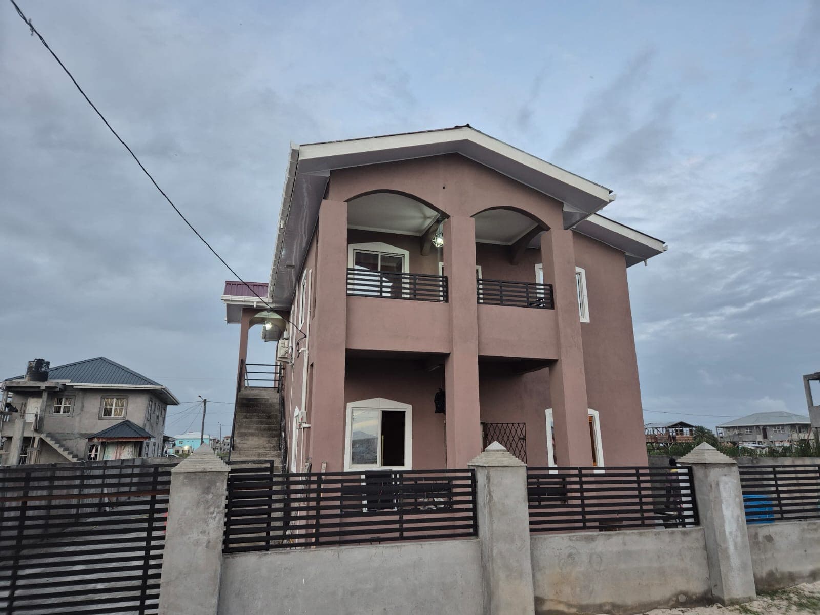 Beautiful & Spacious 6-Bedroom Two-Family Home Located in Vigilance