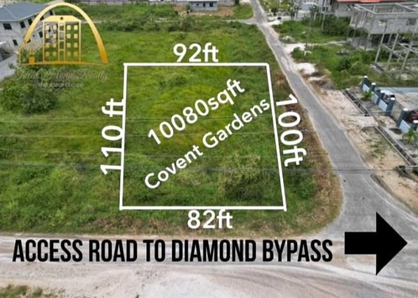 Expansive Lot in Covent Gardens: Ideal for Future Investment