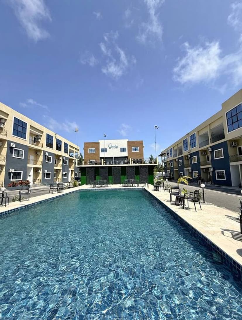 Modern 2-Bedroom Condo with Pool and Garden in Enmore