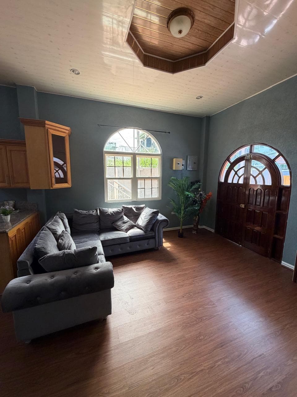 Stylishly Furnished Apartment in William Street