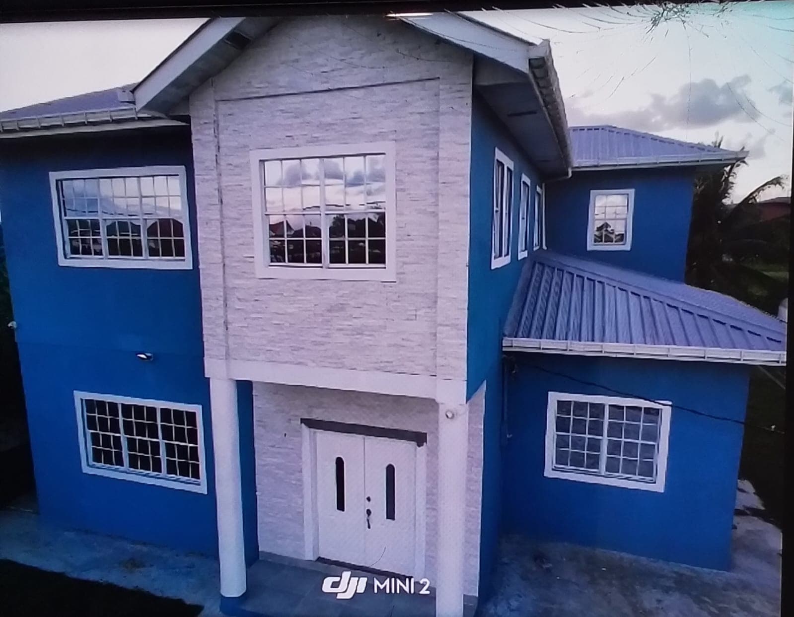 Modern 4-bedroom Home